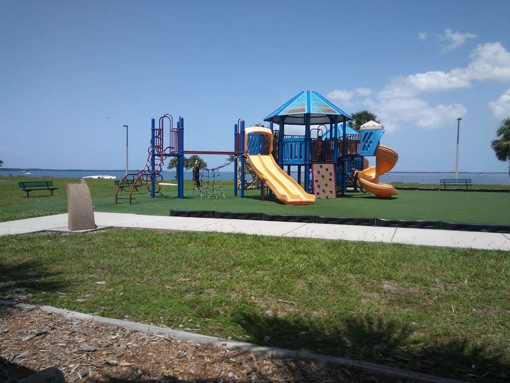 Brevard County Marina Dog Park | 501 Marina Rd, Titusville, FL 32796, USA | Phone: (321) 264-5105