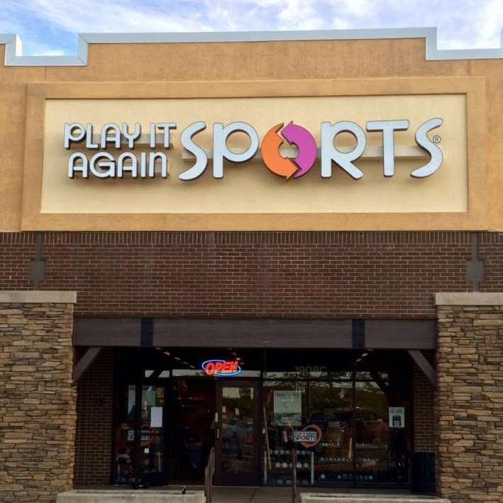 Play It Again Sports Evanston | 1908 Dempster Street, Evanston, IL 60202, USA | Phone: (847) 866-1733