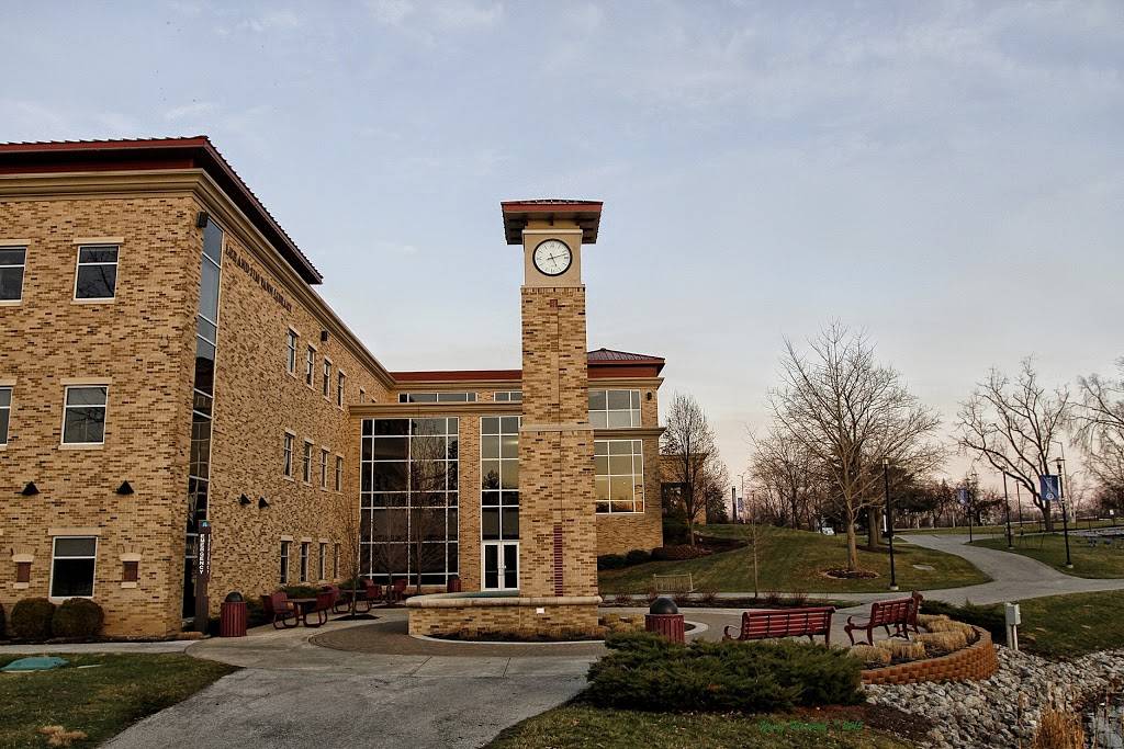 Lee and Jim Vann Library | University of Saint Francis, 2701 Spring St, Fort Wayne, IN 46808, USA | Phone: (260) 399-8060