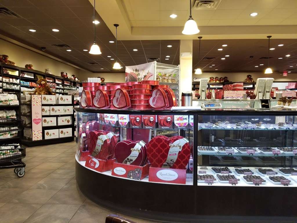 Russell Stover Chocolates | 120 Wilderness Trail, Hamburg, PA 19526, USA | Phone: (610) 562-3090