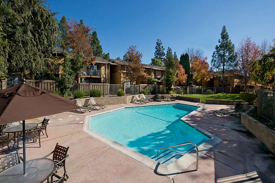 Valley Ridge Apartment Homes | 900 Roanoke Dr, Martinez, CA 94553, USA | Phone: (925) 452-7910