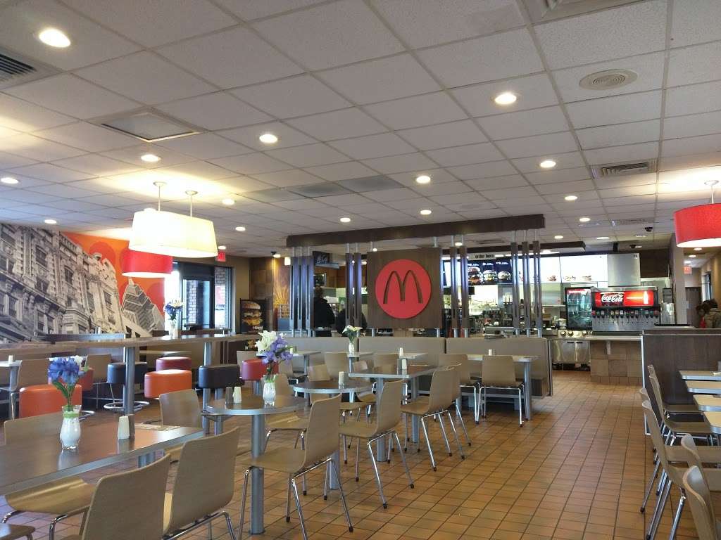 McDonalds | 6896 Hamilton Blvd, Trexlertown, PA 18087 | Phone: (610) 398-2218