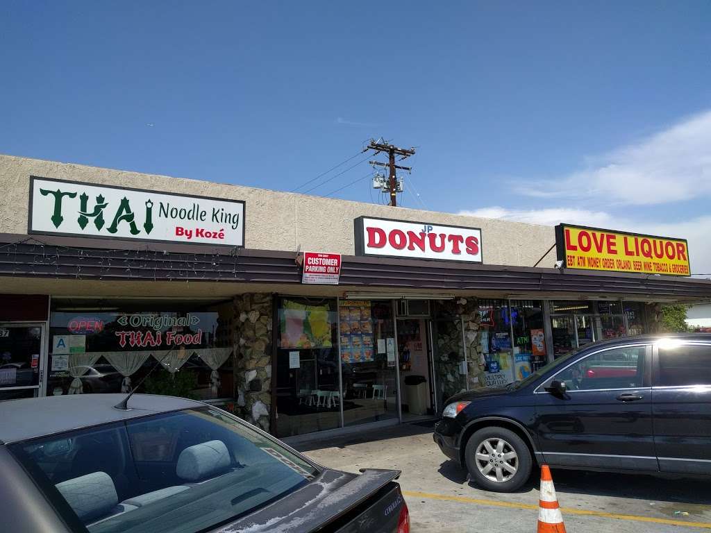 J P Donuts | 9889 Alondra Blvd, Bellflower, CA 90706, USA | Phone: (562) 920-6524