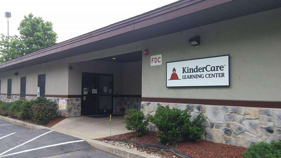 Wyomissing KinderCare | 865 Berkshire Blvd, Wyomissing, PA 19610, USA | Phone: (610) 376-6152