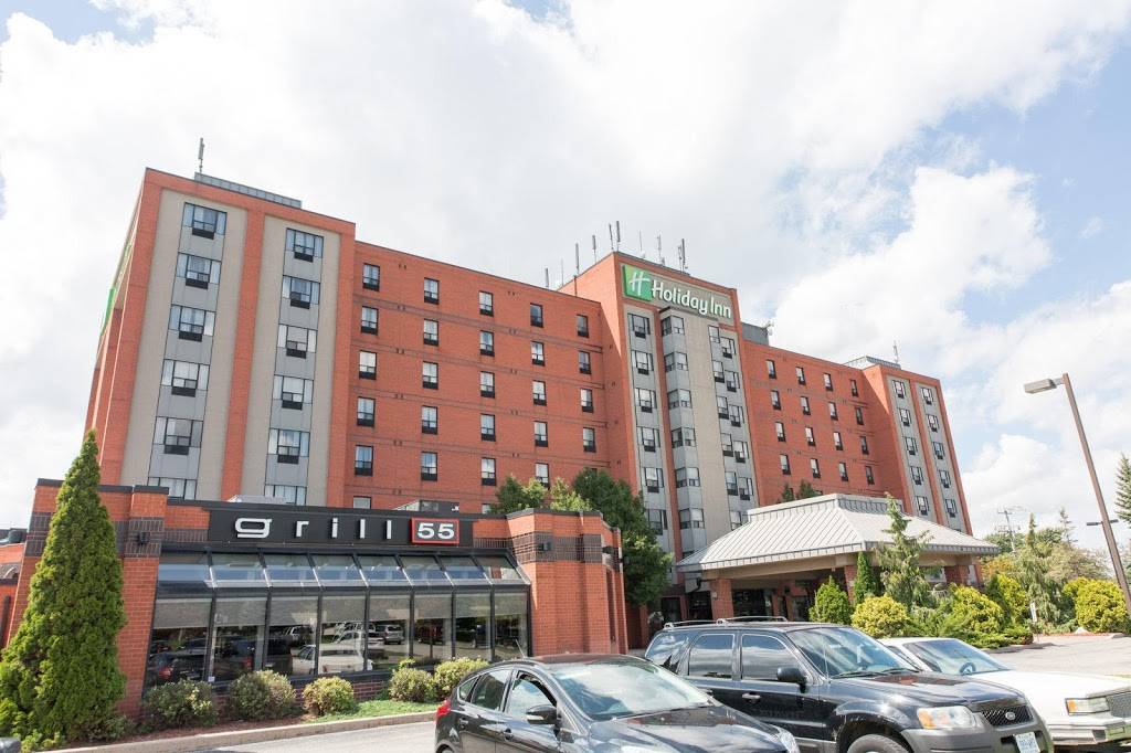 Holiday Inn & Suites Windsor (Ambassador Bridge) | 1855 Huron Church Rd, Windsor, ON N9C 2L6, Canada | Phone: (519) 966-1200