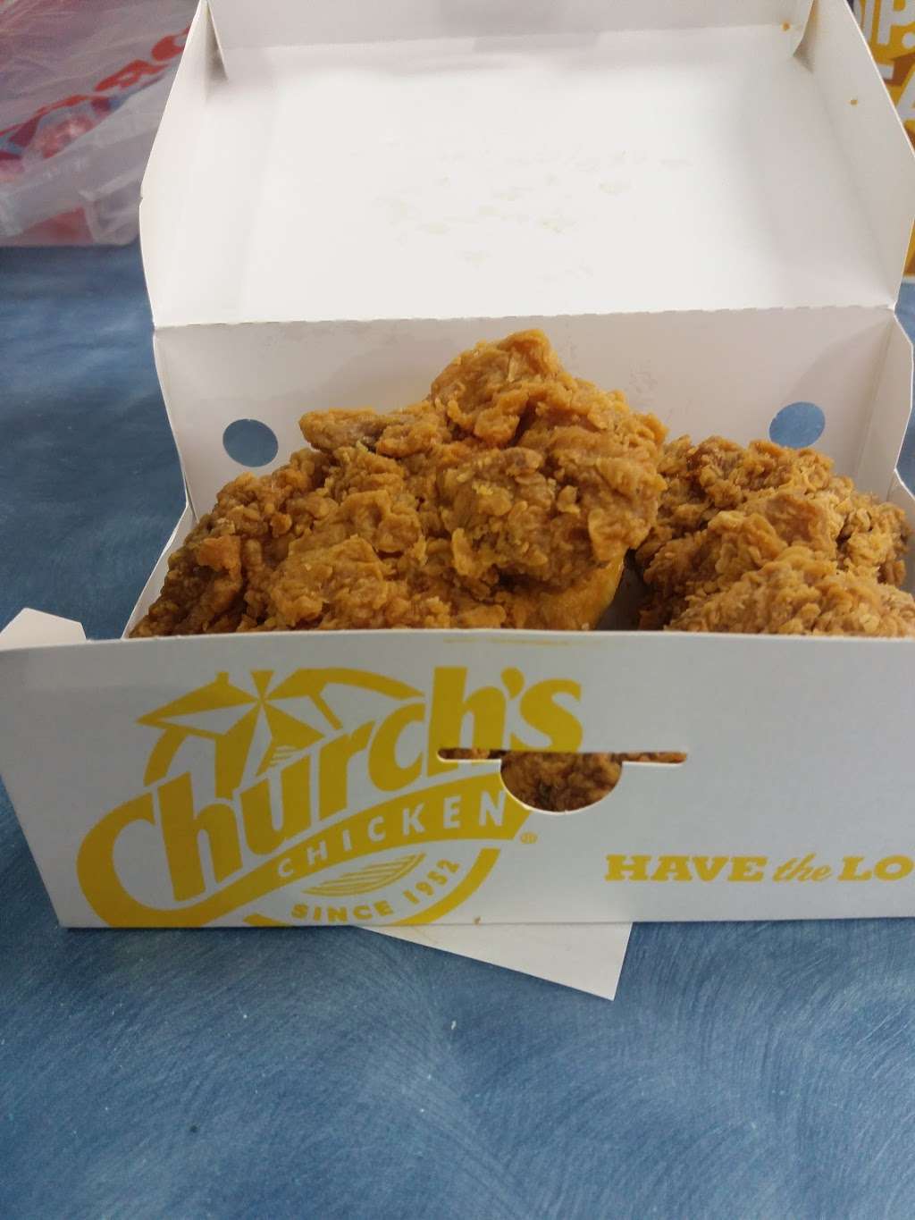 Churchs Chicken | 2515 E 12th St, Kansas City, MO 64127 | Phone: (816) 483-9257