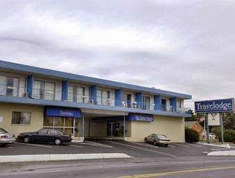 Travelodge by Wyndham Lancaster Amish Country | 2101 Columbia Ave, Lancaster, PA 17603, USA | Phone: (717) 397-4201