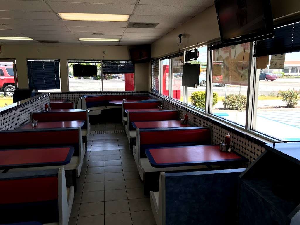Tams Burgers | 14939 Leffingwell Rd, Whittier, CA 90604 | Phone: (562) 946-6834