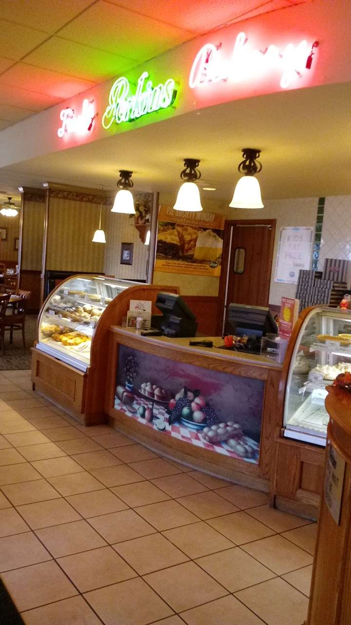 Perkins Restaurant & Bakery | 1312 Geneva St, Delavan, WI 53115, USA | Phone: (262) 740-1783