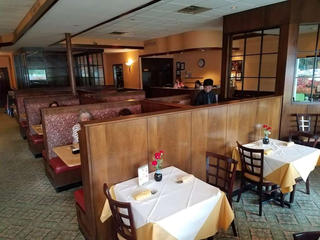 Golden Dynasty Restaurant | 2113, 825 Franklin Lake Rd, Franklin Lakes, NJ 07417 | Phone: (201) 891-7866