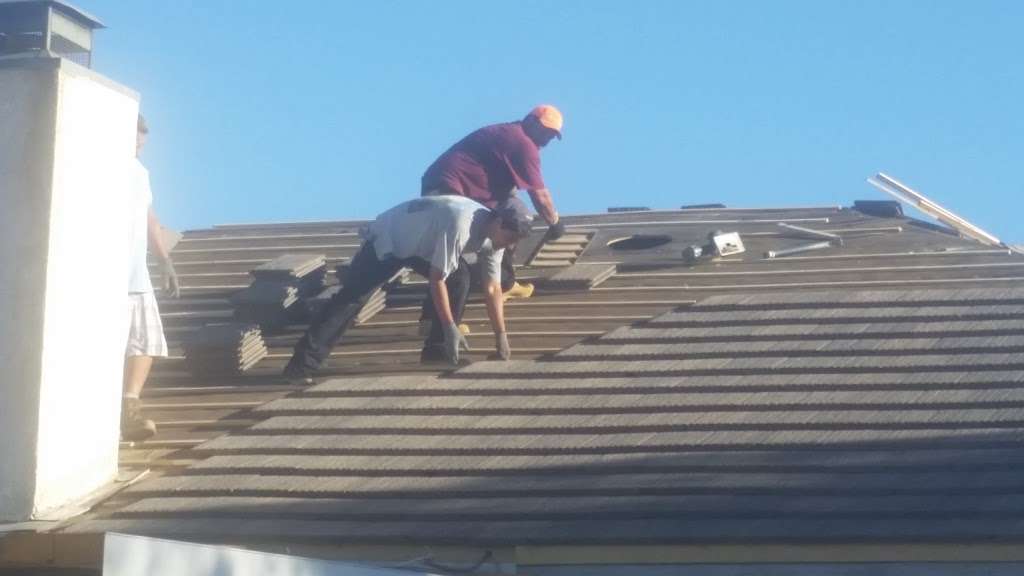 Trinity Secured Roofing | 14136 Pacoima Ct, Victorville, CA 92392, USA | Phone: (760) 403-7585