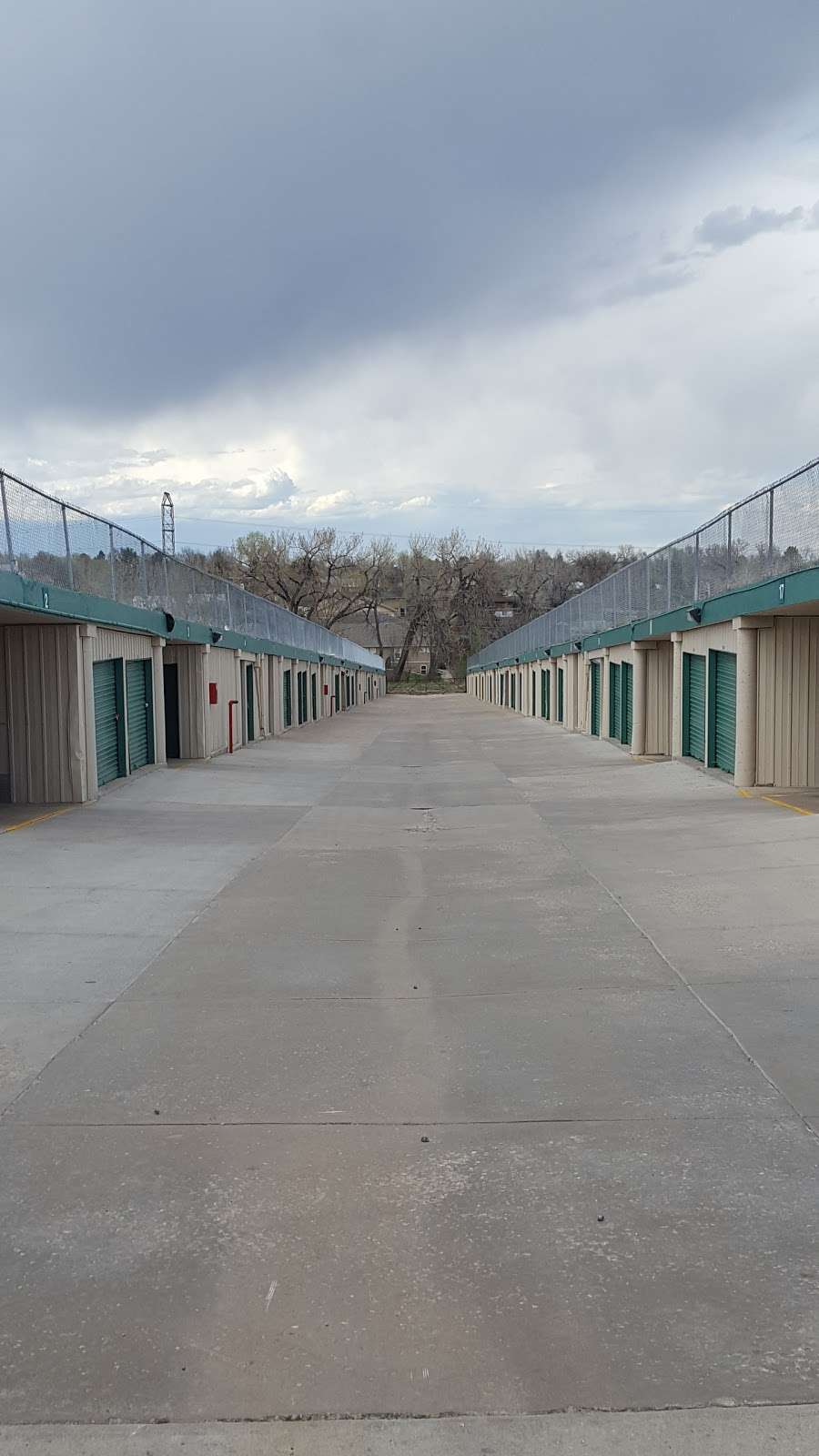 Extra Space Storage | 6301 W Mississippi Ave, Lakewood, CO 80226 | Phone: (303) 935-0110