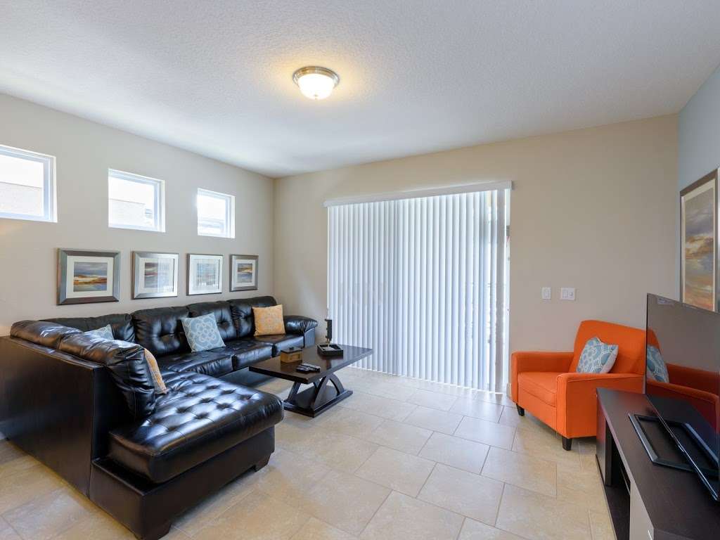 Orlando Vacation Rentals - VIP Homes | 8681 W Irlo Bronson Memorial Hwy #125, Kissimmee, FL 34747, USA | Phone: (407) 284-4912