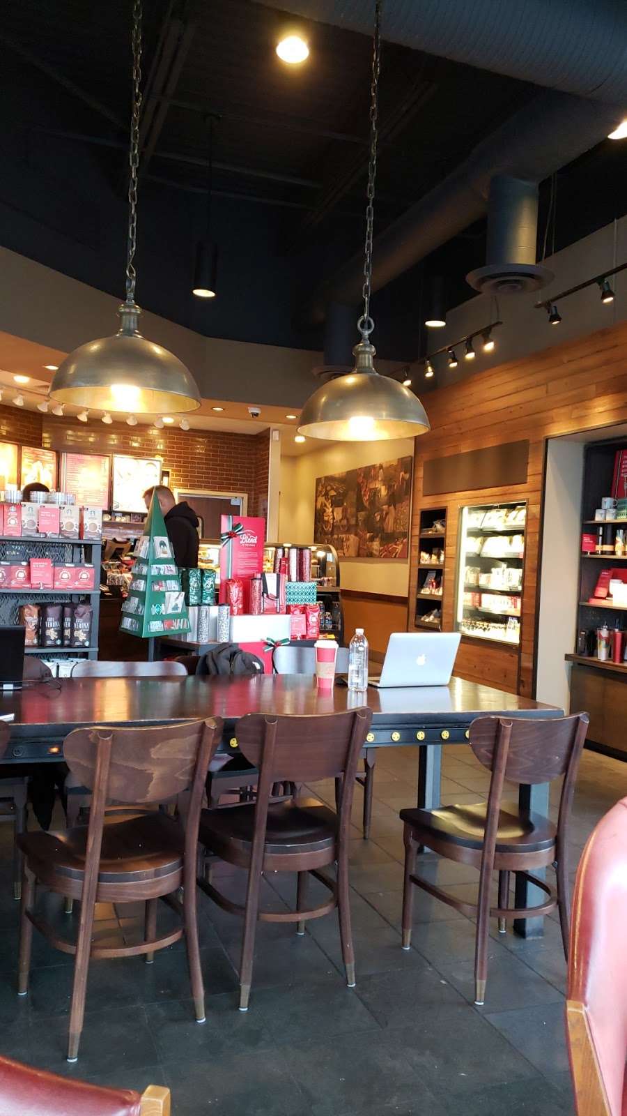 Starbucks | 4235 Scatterfield Rd, Anderson, IN 46013, USA | Phone: (765) 649-4953