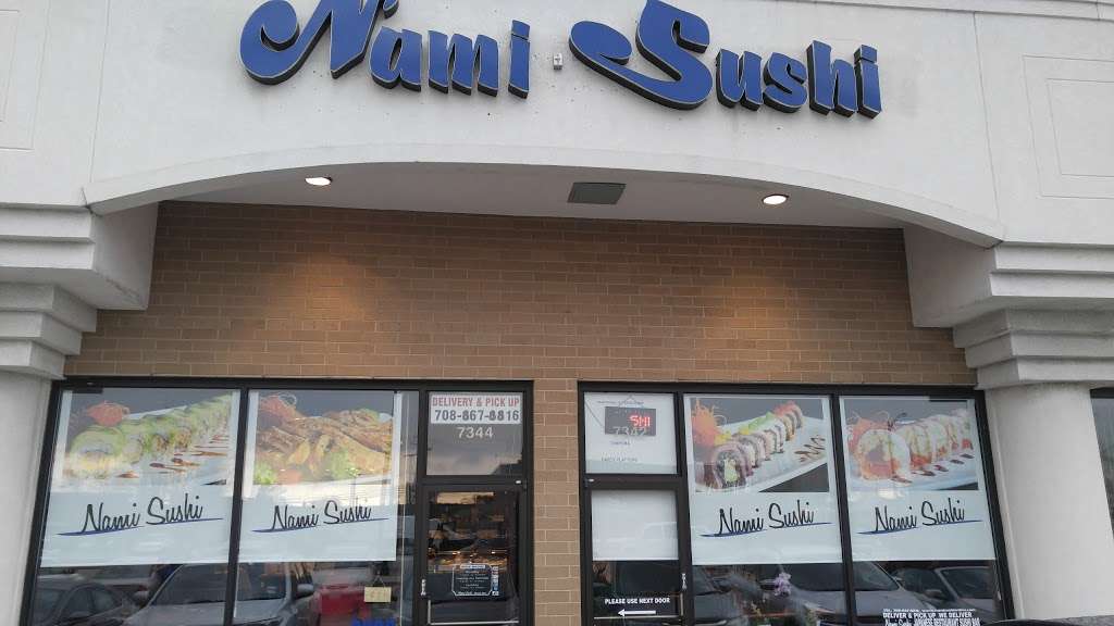 Nami Sushi | 7344 W Lawrence Ave, Harwood Heights, IL 60706, USA | Phone: (708) 867-8816