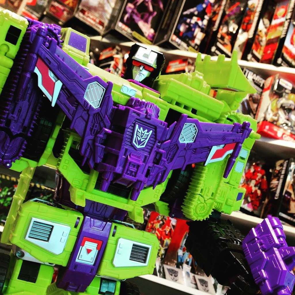 The Toy Vault At Emerald Square Mall 999 S Washington St North Attleborough Ma 02760 Usa