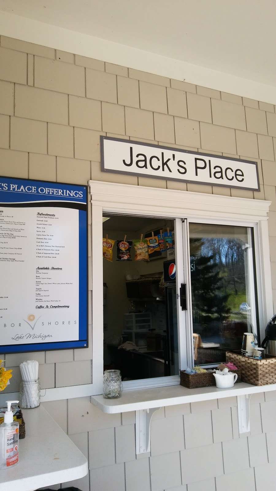 Jacks Place Harbor Shores Golf Course | 412 Higman Park Rd, Benton Harbor, MI 49022, USA