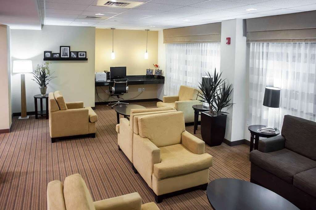 Sleep Inn & Suites Liberty - Kansas City | 1840 N Church Rd, Liberty, MO 64068 | Phone: (816) 335-4402