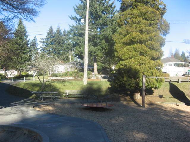 Victory Heights Playground | 1737 NE 106th St, Seattle, WA 98125, USA | Phone: (206) 684-4075
