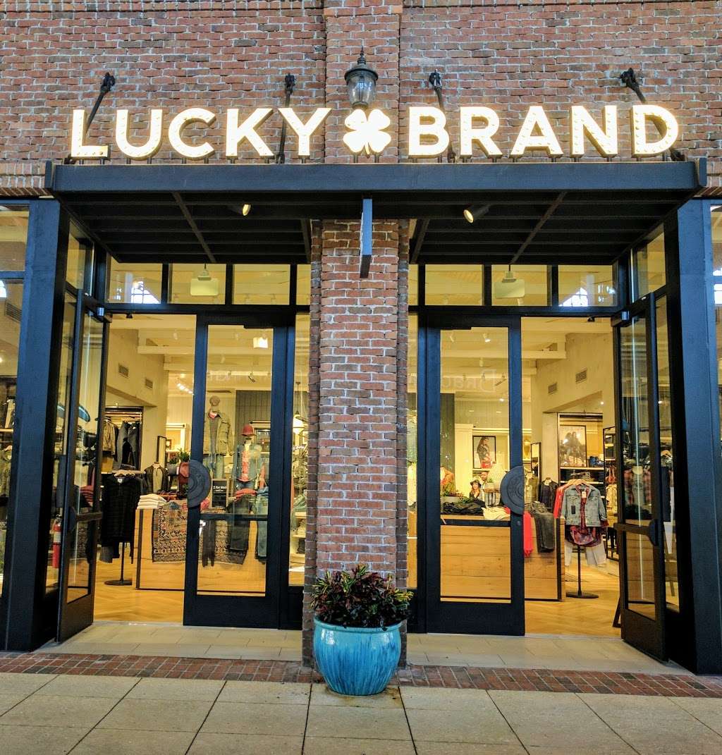 Lucky Brand | 1520 East Buena Vista Drive Space 107, Orlando, FL 32830, USA | Phone: (407) 560-9178