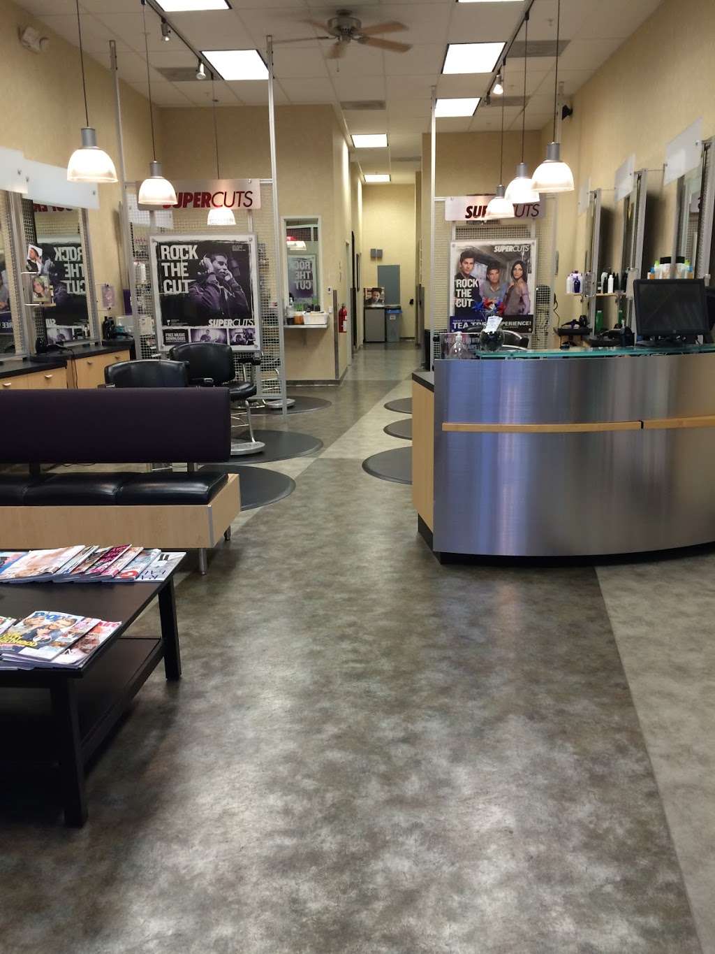 Supercuts | 858 E Alosta Ave, Azusa, CA 91702, USA | Phone: (626) 334-6808