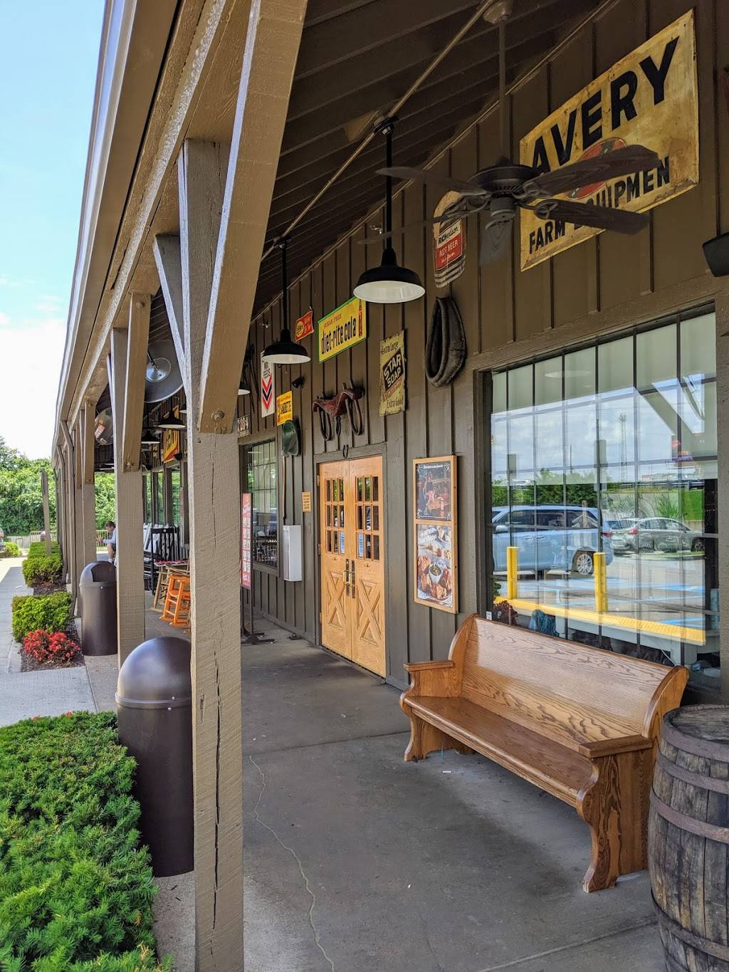 Cracker Barrel Old Country Store | 4323 Sidco Dr, Nashville, TN 37204 | Phone: (615) 331-6733