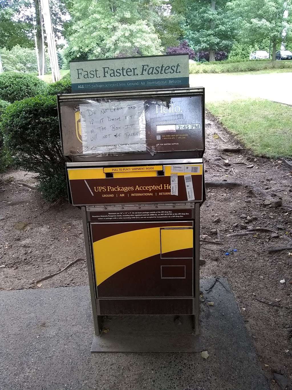 locate a ups drop box near me