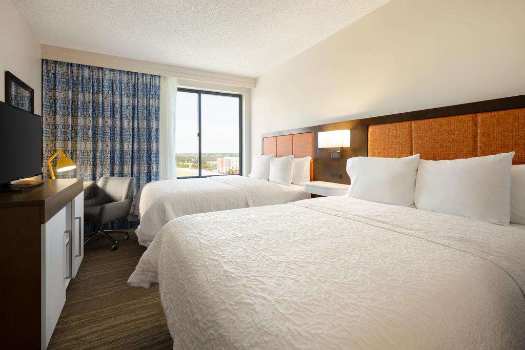 Hampton Inn & Suites Dallas-Mesquite | 1700 Rodeo Dr, Mesquite, TX 75149, USA | Phone: (972) 329-3100