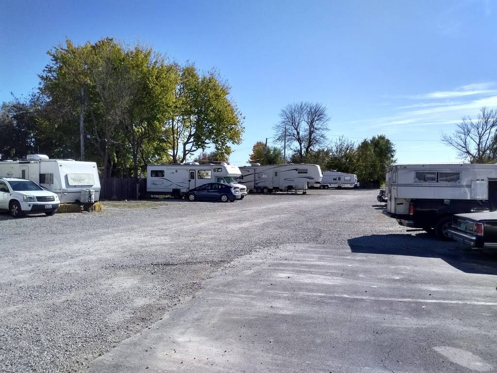 Safari RV Park | 5110 Collinsville Rd, East St Louis, IL 62201, USA | Phone: (618) 271-0955