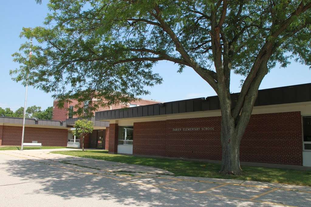 Delavan-Darien School District | 324 Beloit St, Delavan, WI 53115, USA | Phone: (262) 233-6800