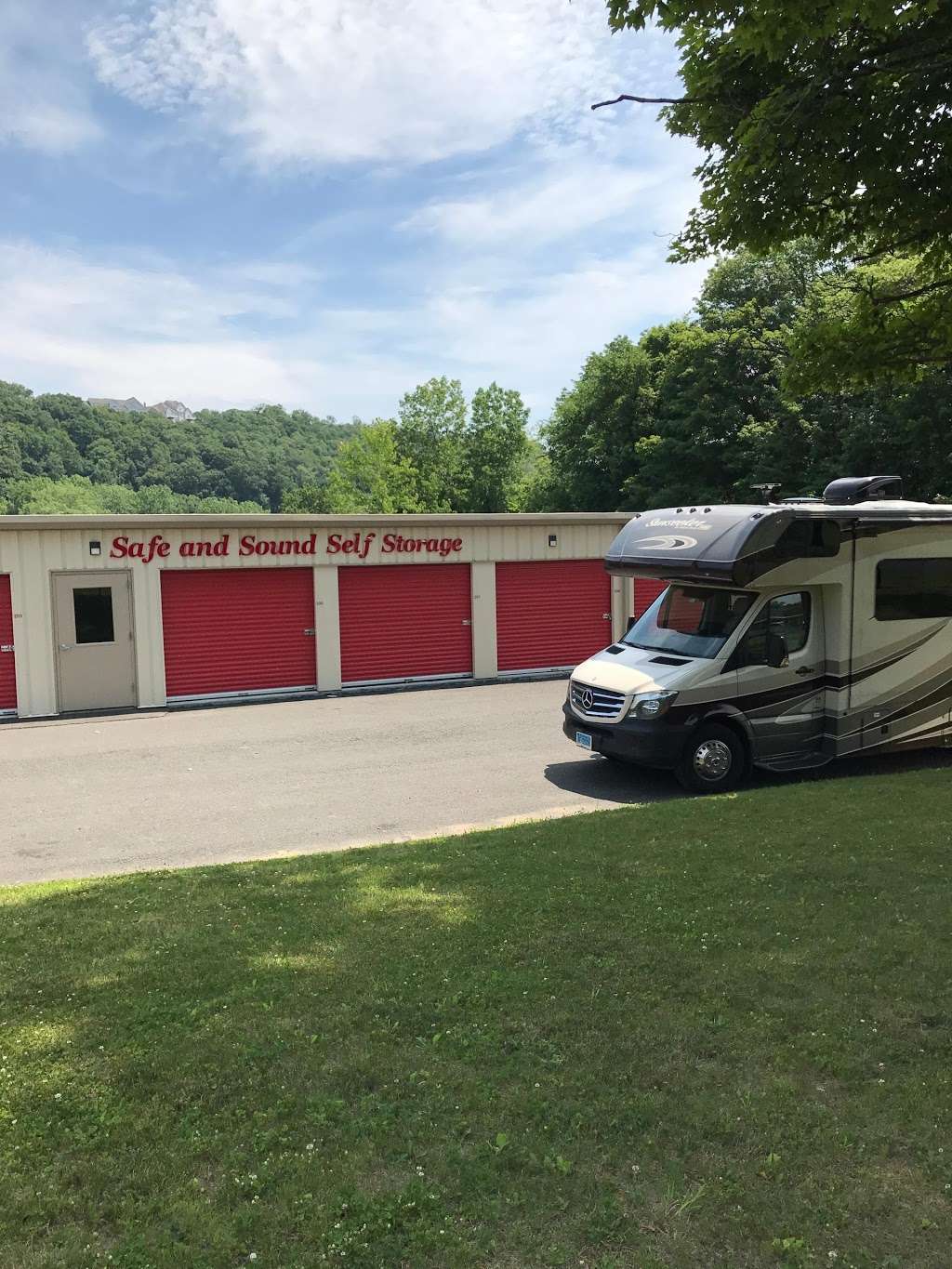 Safe and Sound Self Storage | 18 Great Pasture Rd, Danbury, CT 06810, USA | Phone: (203) 837-7207