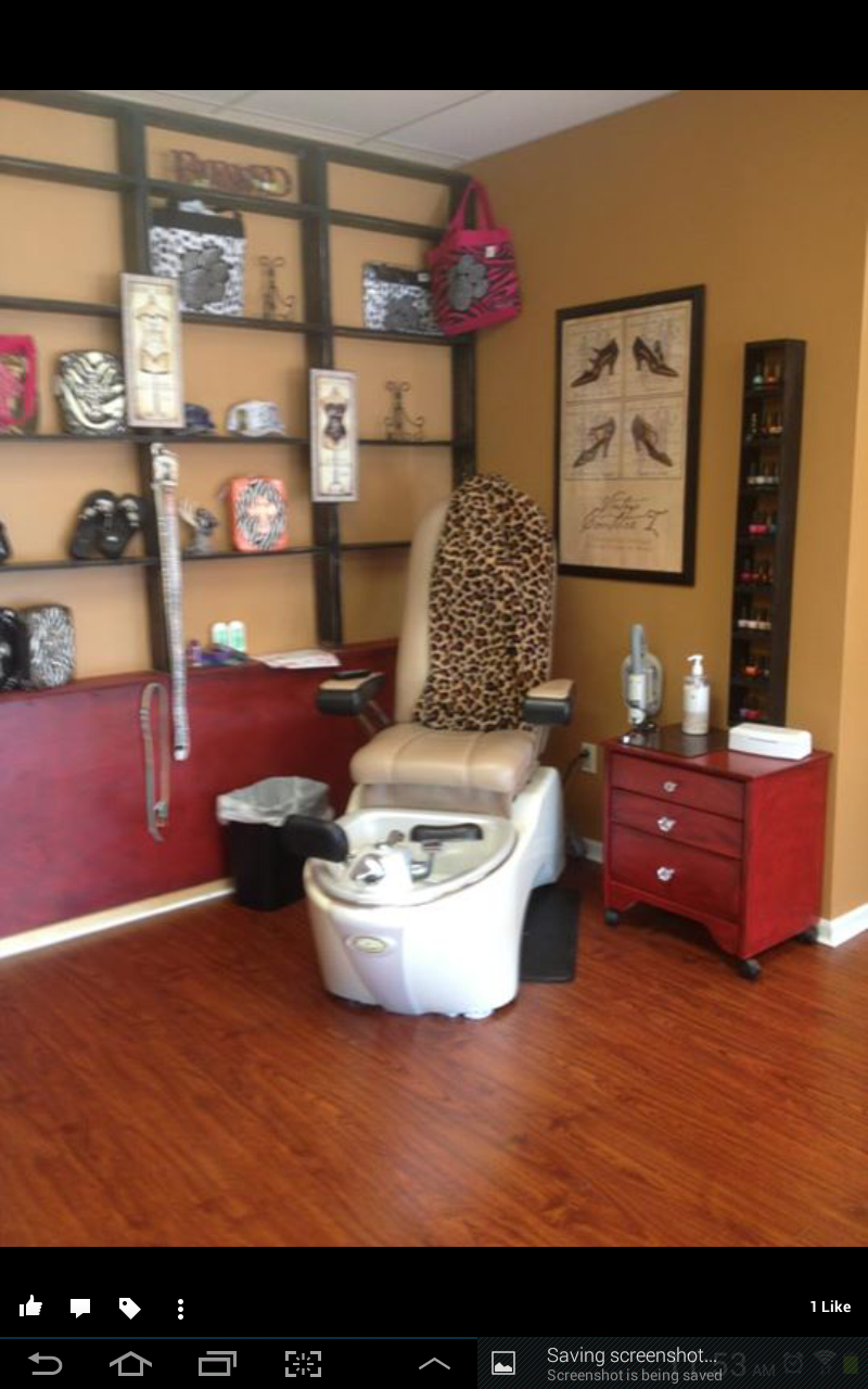 Alicia Robinson inn,,Salon One | 1407 S Broadway, Oak Grove, MO 64075 | Phone: (816) 625-0211