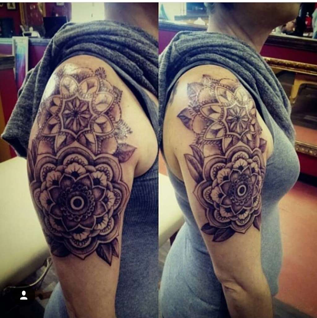 Stained Decisions Tattoo Co LLC | 141 Business Park Cir suite a, Berkeley Springs, WV 25411, USA | Phone: (304) 258-4747