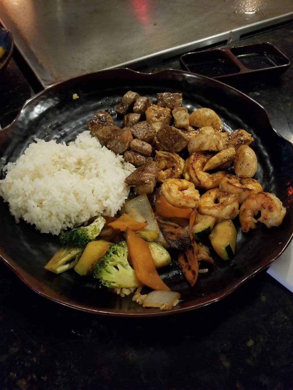 Imperial Hibachi & Sushi | 1320 Chisholm Trail #600, Euless, TX 76039, USA | Phone: (817) 907-1771