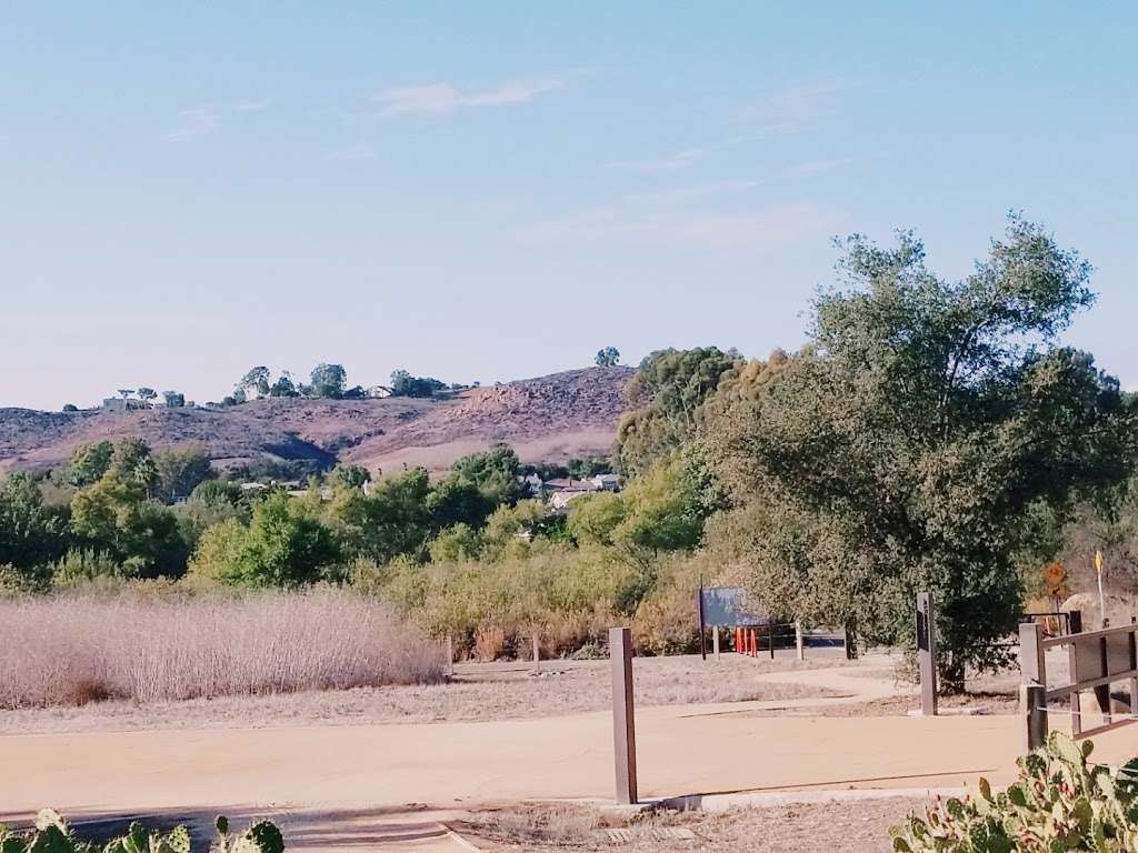 Shady canyon trail parking | Irvine, CA 92612, USA