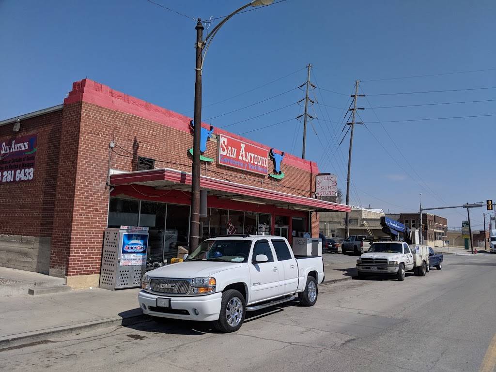 Carniceria y Tortilleria San Antonio | 830 Kansas Ave, Kansas City, KS 66105, USA | Phone: (913) 281-6433