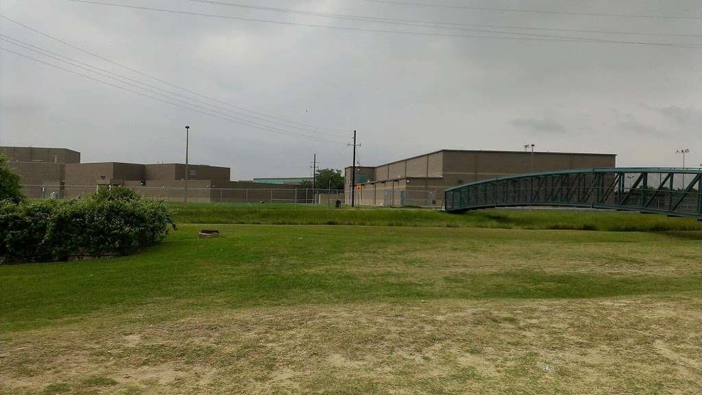 Mayde Creek High School | 19202 Groeschke Rd, Houston, TX 77084, USA | Phone: (281) 237-3000