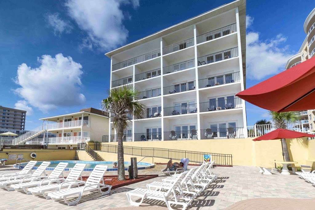 Beach Quarters Resort Daytona | 3711 S Atlantic Ave, Daytona Beach, FL 32118, USA | Phone: (386) 767-3119