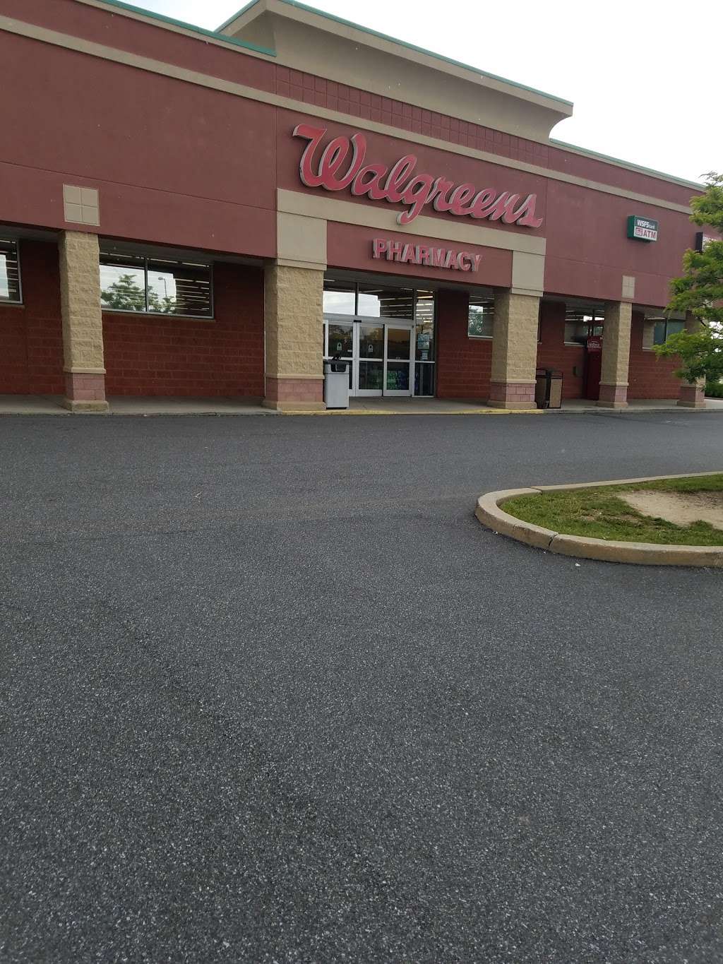 Walgreens | 500 Plaza Dr, Newark, DE 19702, USA | Phone: (302) 631-1900