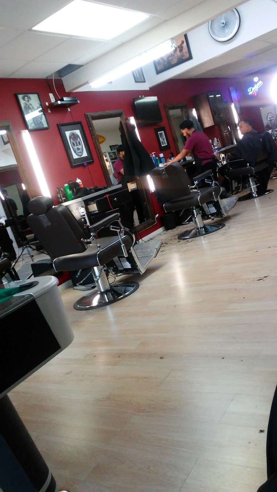 710 Barbers | 11441 Atlantic Ave, Lynwood, CA 90262, USA | Phone: (310) 292-4578