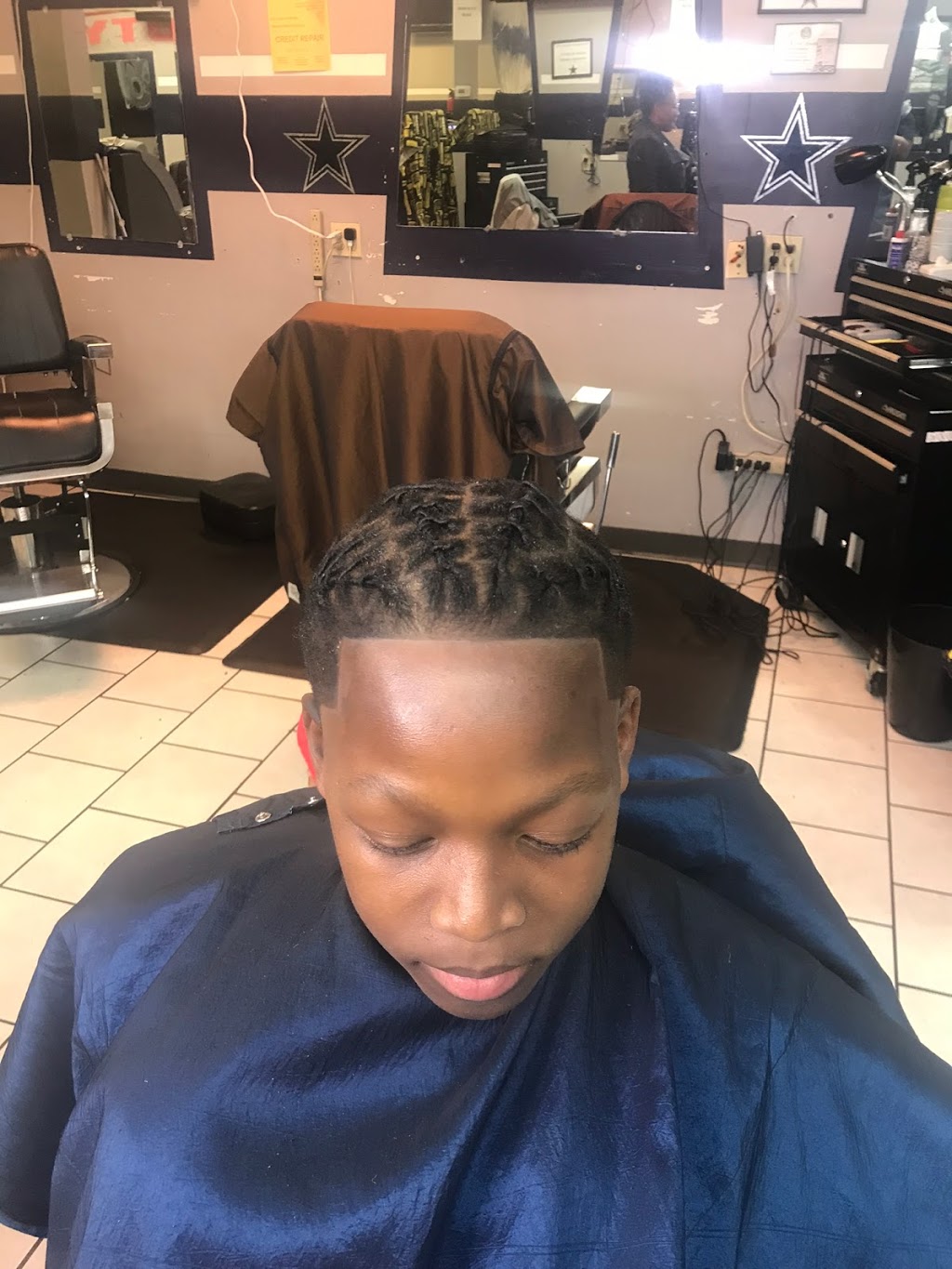 Jagged Edge Barbershop | 6592, 930 W Sublett Rd # 131, Arlington, TX 76017, USA | Phone: (817) 375-0080