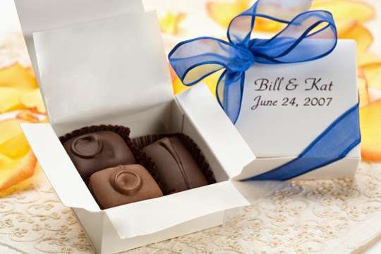 Prides Crossing Confections | 590 Hale St, Prides Crossing, MA 01965, USA | Phone: (978) 927-2185