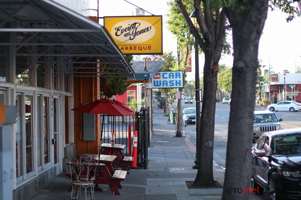 Everett & Jones BBQ | 4245 MacArthur Blvd, Oakland, CA 94619 | Phone: (510) 698-4340