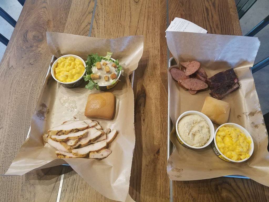 Dickeys Barbecue Pit | 886 E Alosta Ave, Azusa, CA 91702, USA | Phone: (626) 334-0003