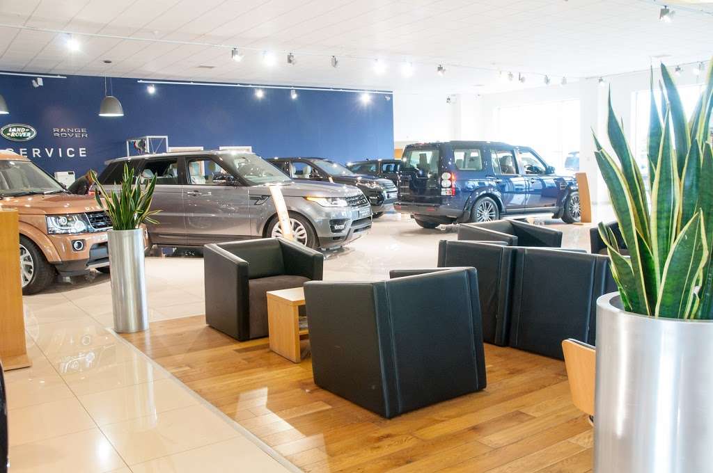 Lancaster Land Rover Tonbridge | Woodgate Way, Tonbridge TN11 0FU, UK | Phone: 01732 314910