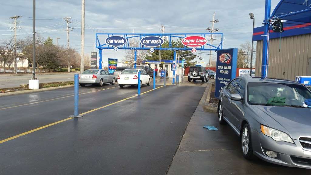 Delta Sonic Car Wash | 8490 W North Ave, Melrose Park, IL 60160, USA | Phone: (708) 615-1788