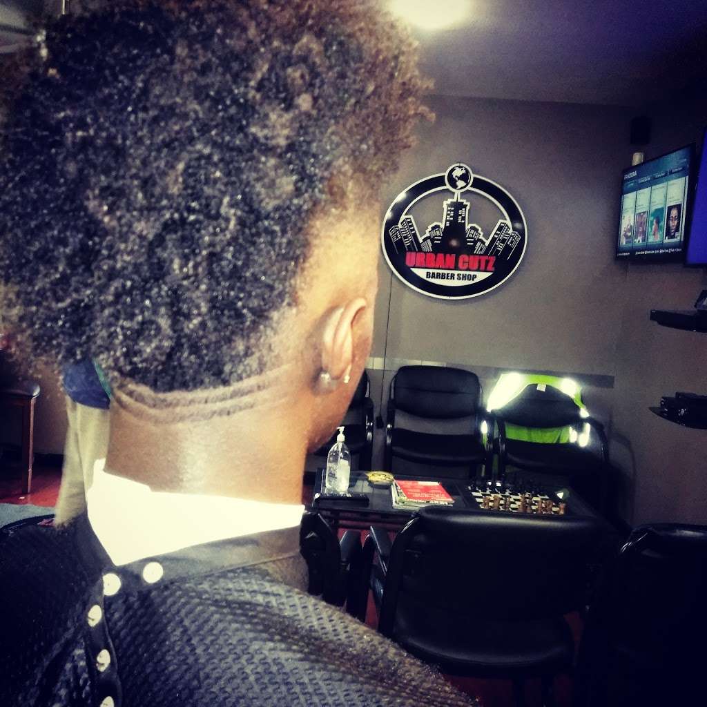 Urban Cutz | 6781 El Cajon Blvd, San Diego, CA 92115, USA | Phone: (619) 467-7117