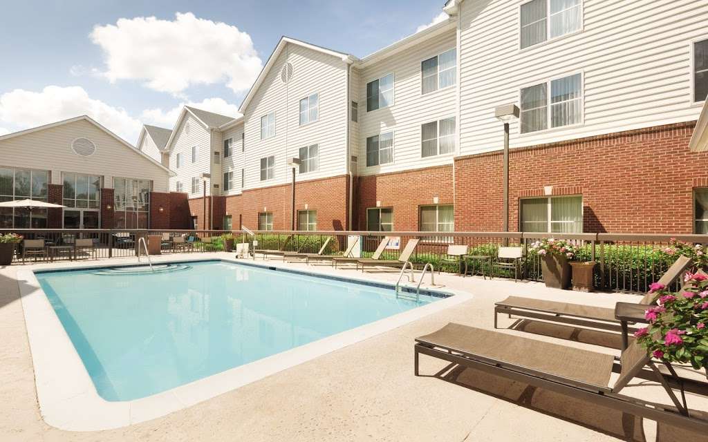 Homewood Suites by Hilton Charlotte Airport | 2770 Yorkmont Rd, Charlotte, NC 28208 | Phone: (704) 357-0500