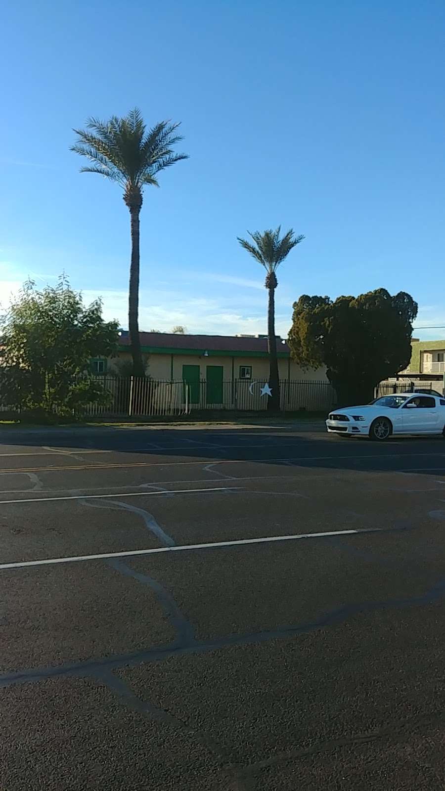 Muslim Community Mosque Phoenix | 1818 N 32nd St, Phoenix, AZ 85008, USA | Phone: (602) 306-4959