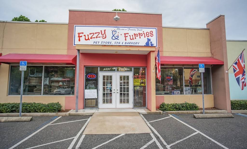 Fuzzy & Furries, Pet Store, Spa & Barkery | 6297 Central Ave, St. Petersburg, FL 33710, USA | Phone: (727) 954-3952